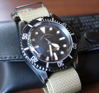 VAGUE WATCH Co. BLK SUB