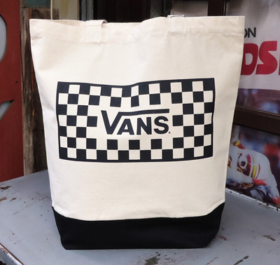 VANS チェッカートートバッグ ブラック・レッド