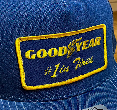 ワッペン付きデニムキャップ