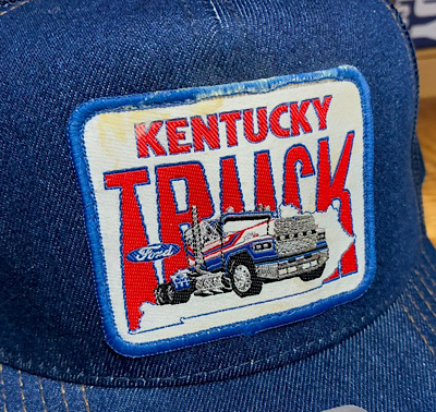 ワッペン付きデニムキャップ