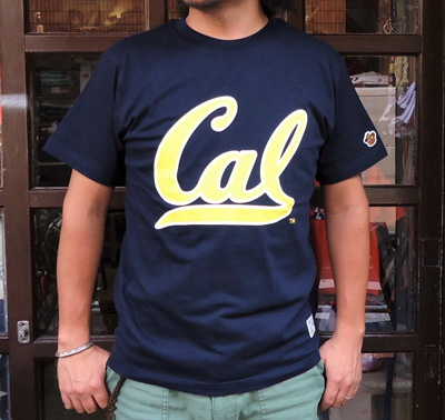 【UC BERKELEY】プリントTシャツ - CAL　ネイビー