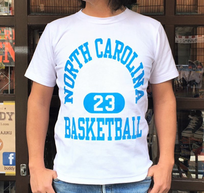 BUDD Y別注 Champion リバースウィーブTシャツ NORTH CAROLINA BASKETBALL 23