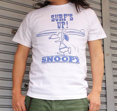 BUDDY 別注 PEANUTS スヌーピーTシャツ（SURF'S UP）