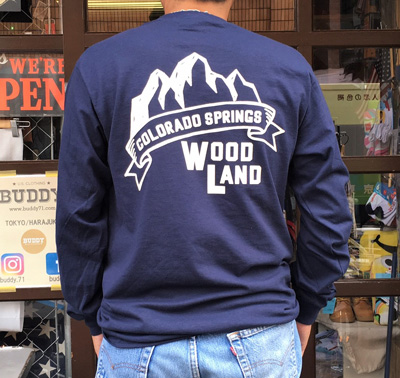 BUDDY オリジナル WOODLAND COLORADO SPRINGS ロングスリーブＴシャツ ネイビー