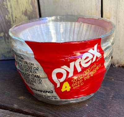 Pyrex パイレックス New Old Stock 4 300ml DEEP PIE DISHES